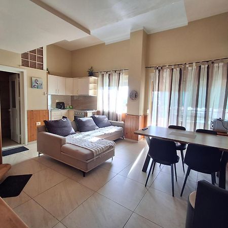Delight Apartments Golem  Bagian luar foto