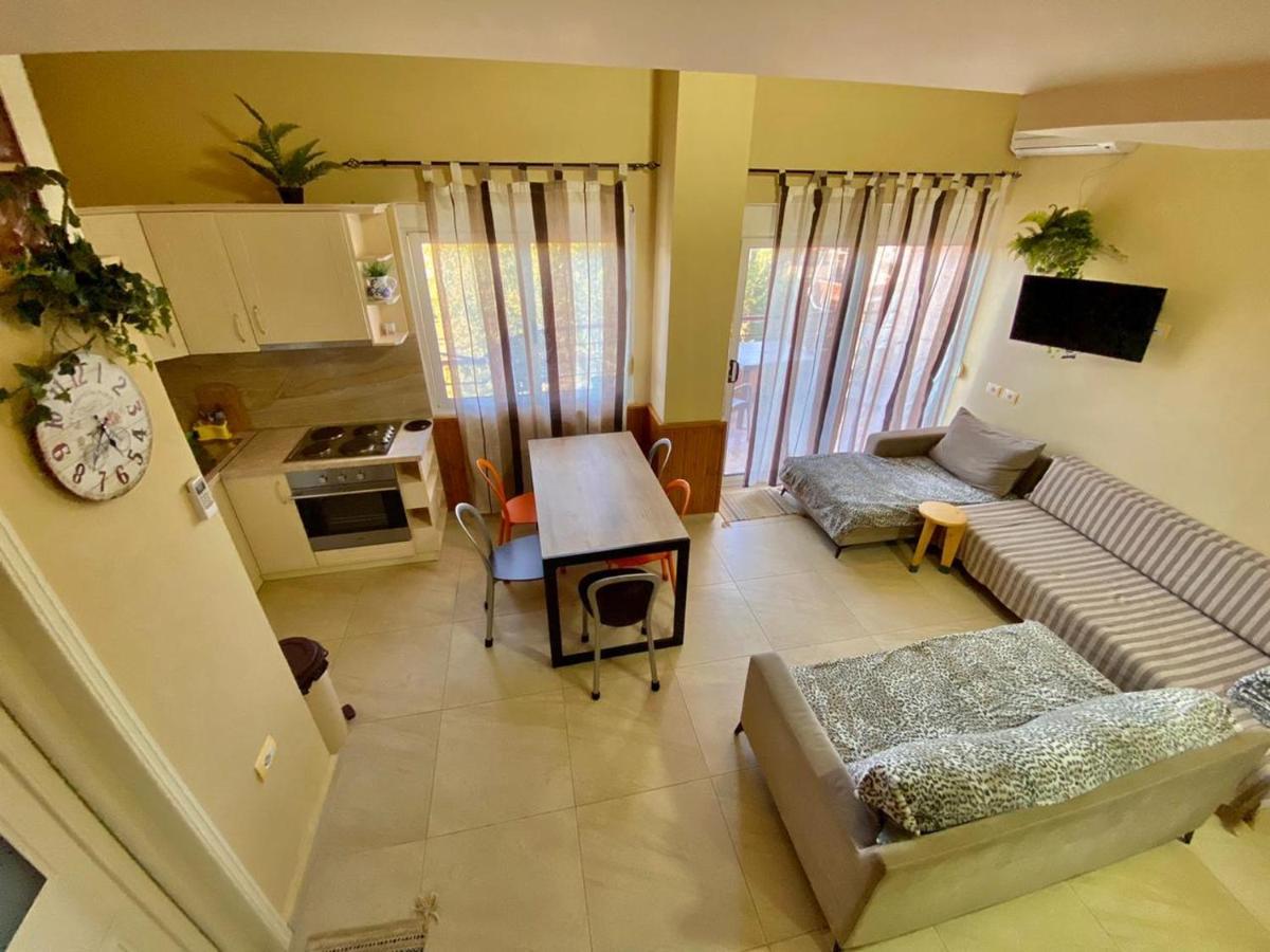 Delight Apartments Golem  Ruang foto