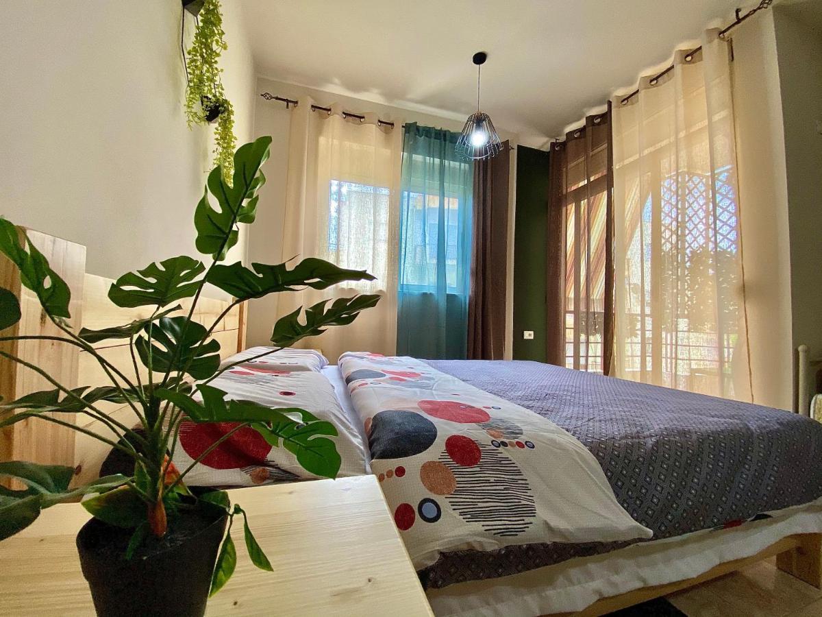 Delight Apartments Golem  Bagian luar foto