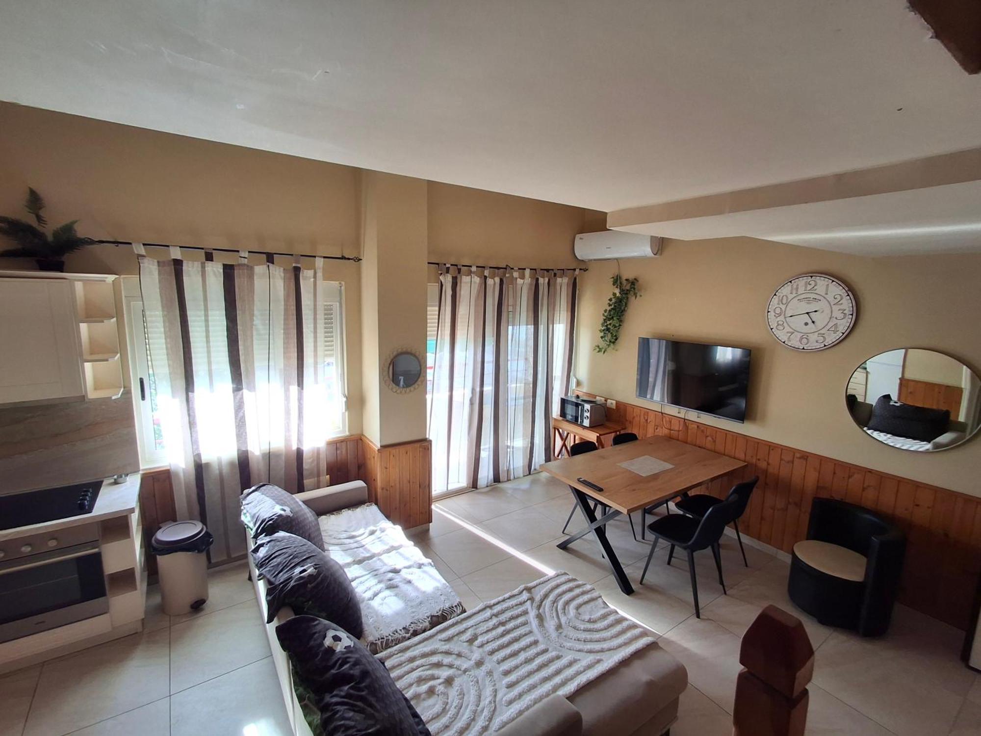Delight Apartments Golem  Bagian luar foto